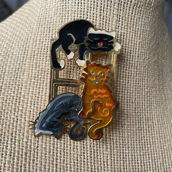 Vintage Jewelry - Cat Lady Brooch
